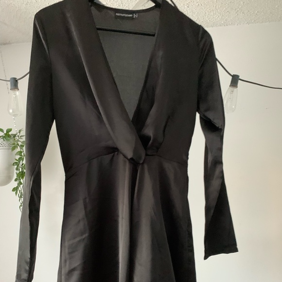 PrettyLittleThing Satin Dress - Picture 4 of 4